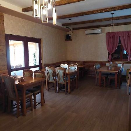 فندق Restoran Bmb Odžak المظهر الخارجي الصورة